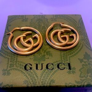 Gucci Gold Emblem Hoop earrings